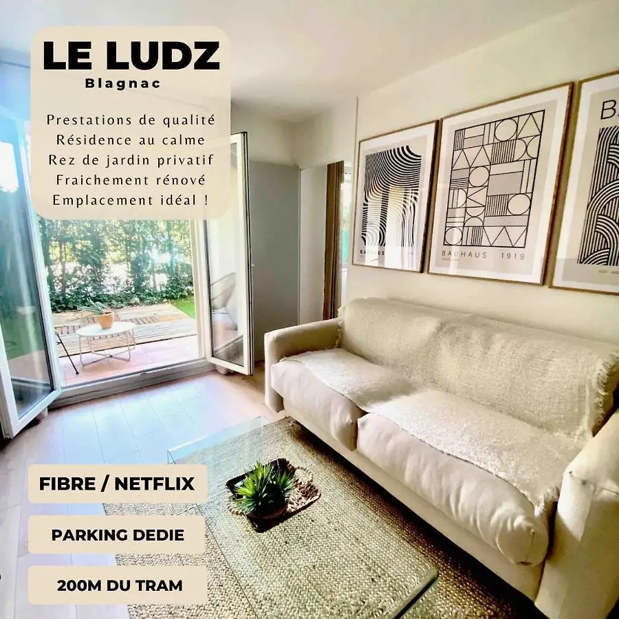 Residences - Ludz Blagnac 0*,  France
